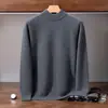 Suéter de cachemira 2026 otoño/invierno nuevo suéter de punto para hombre de cuello alto medio casual de negocios para mediana edad capa base de doble hilo