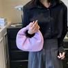 Bolsa pequena de alta textura para mulheres 23 nova moda de celebridades da Internet bolsa de mão com nó estilo coreano bolsa de nuvem plissada da moda