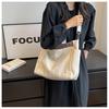 Atacado de fábrica nova bolsa feminina moda tecido Oxford portátil bolsa mensageiro Coringa casual moderna cor sólida bolsa de ombro feminina