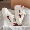 Zapatillas de plataforma gruesa estilo coreano para mujer, nuevo modelo otoño 2026, versátiles y cómodas para estudiantes, no cansan los pies, zapatos casuales ins para mujer
