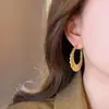 Pendientes de Aro Dorados Resistentes Estilo Europeo y Americano con un Diseño de Alta Gama, Audaces y Elegantes, Sencillos y Adecuados para el Uso Diario