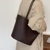 Cross2026 Bolso de Axila Nuevo con Textura Tejida Alta Apariencia Personalidad Bolso de Hombro Único Simple Moderno de Moda Bolso Tote