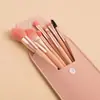 En stock 8 Mini juego de brochas de maquillaje Morandi Portable Macaron Makeup Brush Cepillo para sombras de ojos Cepillo de pelo suave