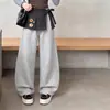 Pantalones de chándal para niña Otoño e Invierno 2026 Estilo Nuevo Casual Niña Estilo Coreano Niños Medianos y Grandes Forro de Felpa Entrepierna Engrosada Bordado Pantalones de Chándal