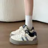 2026 súper populares zapatillas blancas estilo coreano zapatos casuales para hombres y mujeres versátiles mocasines de otoño para estudiantes