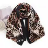 Bufanda Nueva con Estampado de Leopardo para Invierno, Cálida y a la Moda para Mujer, Protección Versátil a Prueba de Frío para el Cuello, Bufanda Chal Cálida para Mujer, Doble Uso