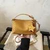 Bolsa de Mão Nova de Verão 2026 Transfronteiriça, Moda de Nicho Versátil de Alto Valor para Trabalho e Uso Casual, de Ombro ou Transversal