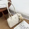 Bolso Boston Acolchado de Bordado de Alta Gama para Mujer 2025 Otoño Casual Versátil Ropa de Trabajo Bolso de Hombro