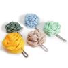 Los fabricantes suministran una gran cantidad de bolas de baño en forma de rosa en varios colores, bolas de baño de espuma de rosa prácticas al por mayor