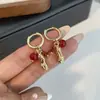 Brincos de Prata Novo Estilo Design de Amendoim Nicho com Sensação de Alto Padrão, Temperamento Fashion, Studs Frescos e de Luxo Leve