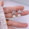 Pendientes de plata 925 con circonitas de estilo coreano para mujer, con perlas de agua dulce, bonitos mini pendientes, sencillos, elegantes y distintivos.