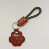 Novo pingente memorial criativo para guardar pelos de pet, porta-cartão de acesso à porta anti-perda, pingente de chaveiro de pata de cachorro