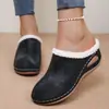 Mules de suela gruesa para mujer transfronterizos 2026 comercio exterior otoño nuevo talla grande punta redonda felpa cuña zapatillas chanclas al por mayor