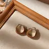 Pendientes de Chica de Hardware Femeninos Franceses Vintage Marrones Simples de Moda Pendientes Maillard para Mujeres