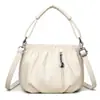 Comércio Exterior Mais Vendido Vintage Bolsa de Mão de Couro Macio Pequena Bolsa Feminina 2025 Nova Moda Casual Bolsa para Mãe Bolsa de Ombro Transversal