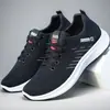 Tênis masculino cross-border comércio exterior atacado casual tênis de corrida 2025 novo malha fly woven respirável moda tênis para caminhada