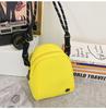 2025 Bolso Shell Pequeño Casual Ligero de Moda Versátil Nicho Simple Bolso para Teléfono Móvil Multicapa para Hombre Bandolera