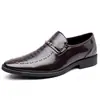 Sapatos de Couro Masculinos para Negócios, Padrão Crocodilo, Tamanho Grande, Sapatos para Ir ao Escritório, Comércio Transfronteiriço, Tamanho 48 Sapatos de Couro Masculinos Bico Fino