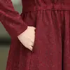Vestido midi estilo retrô, moderno e elegante, perfeito para primavera e outono, novo design de corte solto com cintura marcada e mangas compridas, adequado para mulheres de meia-idade e idosas