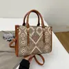 Bolso Estilo Étnico para Mujer, Nuevo Diseño de Moda de Nicho Versátil Portátil Bolso de Hombro, Bolso Tote Cruzado con Diseño de Color Contrastante