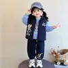 Conjunto Policial de Coelho para Meninas Outono/Inverno Estiloso Colete com Capuz para Bebê Menina Moletom com Forro de Lã Calça de Moletom Conjunto Casual de Três Peças
