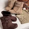Botas de Cano Curto Matte Retrô para Mulheres 2026 Novas Botas Chelsea Populares Botas Martin com Solado Grosso e Bico Redondo