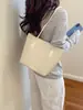 Bolsa de Grande Capacidade Nicho High-End Estilosa Nova Casual Ombro Único Moda Bolsa de Axila Tecida Bolsa Tote para o Dia a Dia