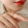 TikTok Hot Selling Internet Celebridade Mesmo Estilo Personalizado Full Diamond Zircon Ring Titanium Steel Gold Chapeado Finger Ring Niche Pulseira Não Desbotamento