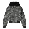Chamarra de algodón camuflaje Zuoshandiao, estilo punk moderno de invierno para hombre, acolchada y engrosada, con cuello y capucha de piel sintética, abrigo corto de algodón
