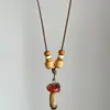 Colar Personalizado Criativo com Pingente de Cogumelo de Contas de Madeira Corrente de Suéter Desenho Animado Fofo Design de Nicho Corrente para Clavícula para Mulheres