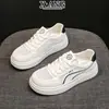 Zapatos blancos de cordones de piel genuina para mujer, suela blanda, cómodos, zapatillas casuales de malla transpirable para verano