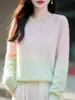 Top de mujer sin costuras, cuello redondo, color degradado, con una textura suave y afelpada y mangas largas, hecho de tejido de punto de alta calidad