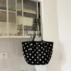 Bolso de mano casual simple retro de lunares estilo coreano 2026 nueva moda versátil de gran capacidad para hombro y bandolera