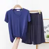 Conjunto Casero de Modal para Mujer, Top de Manga Corta con Cuello en V y Pantalones de Cinco Puntos, Casual y se Puede Usar Afuera, Conjunto de Dos Piezas Talla Grande, Moderno y Cómodo