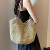 Bolso de paja tejido a crochet estilo retro Mori para ocio, playa, compras, viajes, bolso de hombro Joker para mujer, una generación de pelo