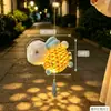 Nuevas linternas pequeñas tejidas de bambú para el Festival de Medio Otoño, juguetes para niños, regalos para puestos de mercado, linternas decorativas, linternas luminosas de mano y linternas de conejo de estilo tradicional chino.