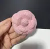 Nuevo patrón de espiga de 6.6cm flor pequeña fragante Nibu Flores con forma Súper flor de camelia corsage de joyería con broche