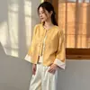 Conjunto de jaqueta vintage estilo chinês novo com mangas dobradas e calças de perna larga de seda para mulheres de meia-idade com garantia de qualidade, redutor de idade, com toque de luxo para o outono