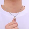 Colar masculino com pingente de cruz em aço titânio, estilo hip-hop europeu e americano. Design versátil, ideal para estudantes e como presente. Joia da moda.