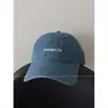 Boné de Baseball Bordado com Letra Novo Outono/Inverno 2026 Estilo Coreano Unissex Par Versátil Afina o Rosto Boné de Baseball Roxo