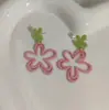Estilo Polvo Flor Grande 2025 Nuevo Verano Flor Hueca Pendientes Románticos Franceses para Viajes Fotografía Clip para Oreja de Mujer Placa de Incienso Repelente de Mosquitos