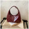 Bolso tote texturizado transfronterizo, nueva colección otoño 2026, bolso de hombro tachonado de moda, bolso de axila de gran capacidad para mujer