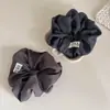 Elástico de cabelo liso cinza simples e versátil, corda de cabelo de tecido de alta qualidade, novo elástico de cabelo estilo coreano para rabo de cavalo 2026