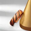 Europa e América Venda Quente Transfronteiriça Cobre Vermelho Ímã Anel Moda Retrô Padrão Gravado de Alto Padrão Totem Anel Aberto