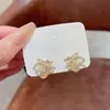 Brincos de Laço com Micro-Incrustação de Zircônia Estilo Coreano 2026 Mais Vendidos para Mulheres, Argola de Prata S925, Brincos de Pérola Stud de Alto Padrão de Nicho