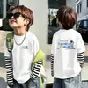 Camiseta de Manga Larga de Algodón Puro para Niños, Ropa de Primavera y Otoño, Elegante, Tallas Medianas y Grandes, Marca Moderna, Estampado de Rayas Patchwork, Camiseta Base Suelta