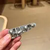 Pasador de Pelo de Lujo Ligero Estilo Coreano con Perlas y Diamantes, Accesorio para el Cabello Exquisito y Versátil para la Parte Trasera de la Cabeza y el Flequillo