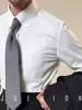 Camisa de Rayas para Hombre Estilo Casual de Negocios de Alta Gama Anti-Arrugas Ligero Maduro Botón Oculto Camisa sin Planchar Gentleman Británico Casual