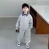 Conjunto de Otoño para Niños 2026 Nuevo Elegante Chaqueta para Bebé Estilo Coreano Moda Primavera y Otoño Ropa Deportiva Infantil