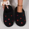 Nuevas Zapatillas de Felpa con Cabeza de Corazón Talla Grande para Mujer Invierno Cálidas de Interior Zapatos de Casa de Peluche de Moda Versátiles Zapatillas de Algodón